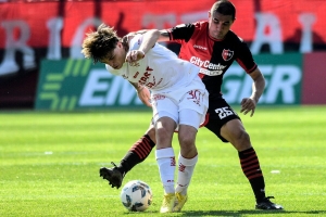 Copa de la Liga: Newell's y Uni&oacute;n empataron 1 a 1 y siguen invictos