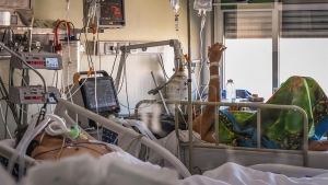 Otras 503 personas murieron y 10.180 fueron reportadas con coronavirus