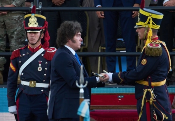 Milei agita la &eacute;pica militar para capturar el voto de Villarruel