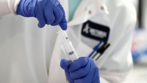 Argentina recibir&aacute;  2,2 millones de vacunas del fondo Covax de la OMS