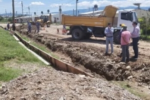 Obras de cord&oacute;n cuneta en la ODIJ y nuevo plan en barrios
