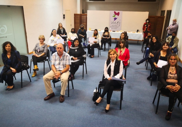 Reconocieron a Mujeres empresarias, emprendedoras y profesionales