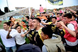 Primera Nacional: Almirante Brown gan&oacute; y jugar&aacute; la final por el ascenso