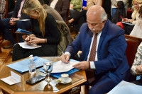 Los proyectos de Oncopediatr&iacute;a y VIH avanzan en el Senado