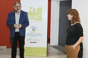 El Intendente particip&oacute; de la apertura de la muestra pict&oacute;rica de Ana Ramos en el Tiz&oacute;n