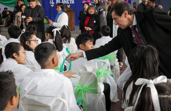 D&iacute;a del Ambiente. Alumnos prometieron cuidar el planeta