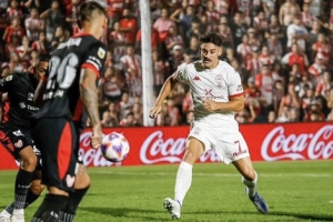 Hurac&aacute;n empat&oacute; con Instituto y es uno de los punteros de la Liga 2023