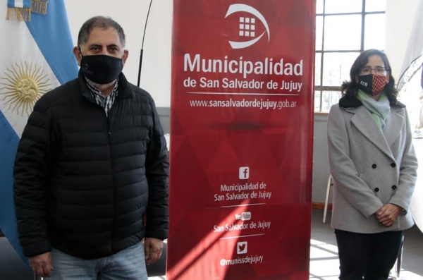 Anuncian reduccion de impuestos a comercios