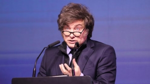 El Gobierno vet&oacute; oficialmente las leyes de aumento a jubilados y emergencia en discapacidad