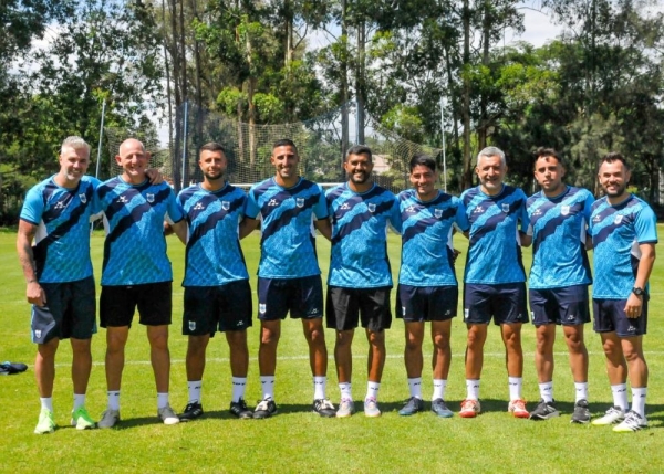 Gimnasia arrib&oacute; a C&oacute;rdoba para jugar partidos amistosos