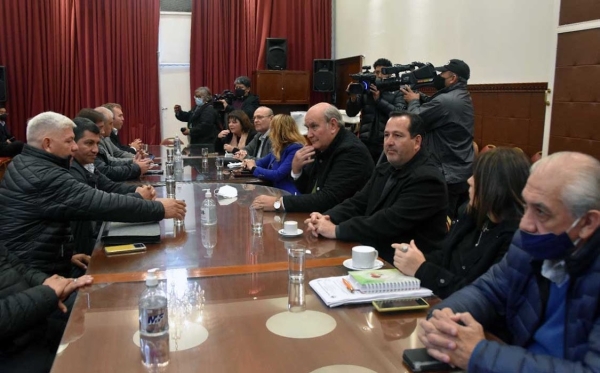 La UTA pidi&oacute; a diputados que no se embarguen las cuentas de las empresas