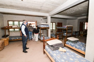 Morales visit&oacute; el hospital de Maimar&aacute;