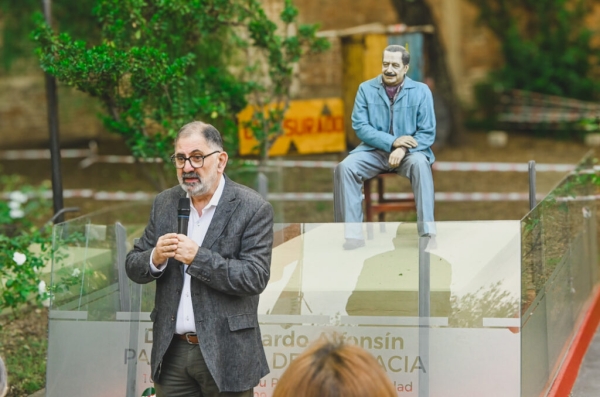 &ldquo;Chuli&rdquo; Jorge cruz&oacute; a Milei por sus dichos contra Alfons&iacute;n a 41 a&ntilde;os de democracia