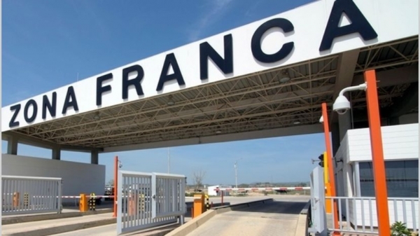 SE PODR&Aacute;N VENDER VEH&Iacute;CULOS AUTOMOTORES AL POR MENOR EN LA ZONA FRANCA DE LA QUIACA