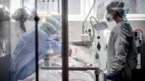 Otro d&iacute;a r&eacute;cord: 663 personas murieron por coronavirus en el pa&iacute;s
