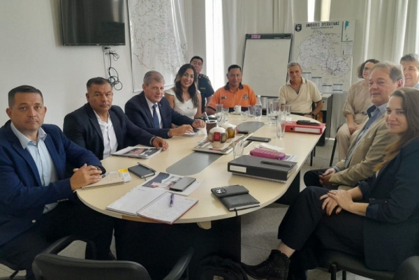 Articulan acciones para fortalecer servicios de Bomberos