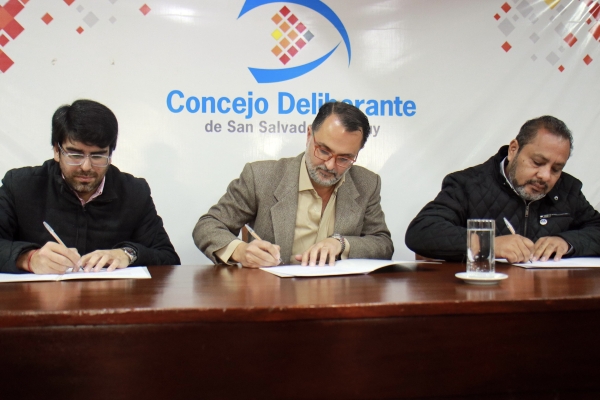 Firma de Acta- Acuerdo para la creaci&oacute;n del Parlamento del Gran Jujuy