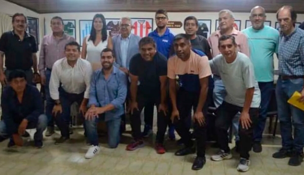 Torneos regionales."El Estado ayuda permanentemente al deporte en general y sobre todo al F&uacute;tbol"