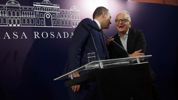 Renunci&oacute; el dos de la Secretar&iacute;a de Medios y Santiago Caputo enfrenta su primera crisis