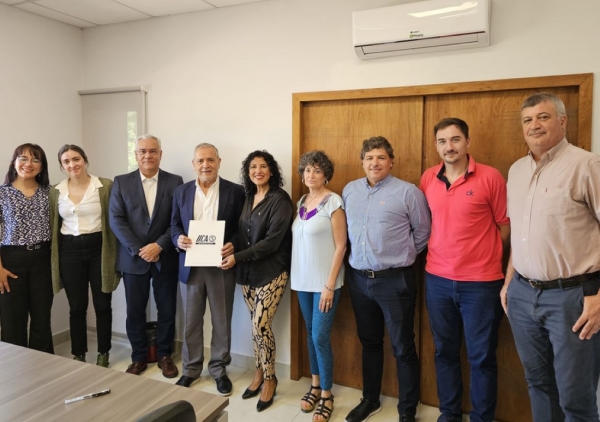 Gobierno y el IICA firmaron acuerdo de cooperaci&oacute;n t&eacute;cnica