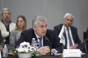 Fuerte defensa de Morales a los subsidios al transporte para el Norte Grande y la generaci&oacute;n energ&eacute;tica para la industria
