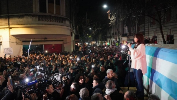 Cristina pidi&oacute; a sus militantes: "Vayan a descansar"