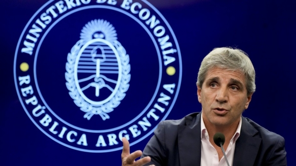 Caputo negocia un préstamo de bancos internacionales por USD 2.800 millones para pagar vencimientos de deuda en enero