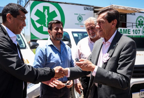 Refuerzan atenci&oacute;n con nuevos m&oacute;viles de itinerancia y base del SAME