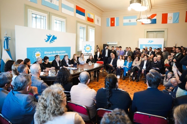 &ldquo;No vamos a convalidar que nos vuelvan a endeudar&rdquo;