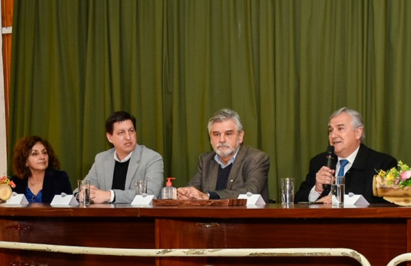 Morales y  Filmus en presentaci&oacute;n de ejes de Transici&oacute;n Energ&eacute;tica