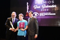 Emotiva gala de ceremonia de entrega de los Premios San Salvador 2023