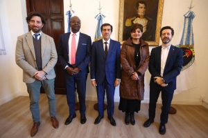 Sadir se reuni&oacute; con representantes del Banco Europeo de Inversiones