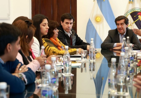 Sadir y referentes de la CTA trataron la situaci&oacute;n de trabajadores de distintos sectores