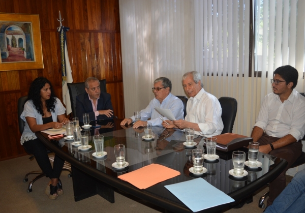 EL GOBIERNO TRABAJA CON EL SECTOR TABACALERO PARA COORDINAR EL INICIO DE LA CAMPA&Ntilde;A 2020