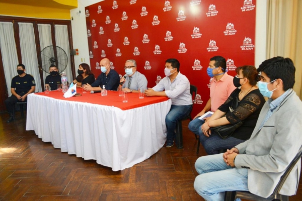 Continuan reuniones de jefes policiales e intendentes