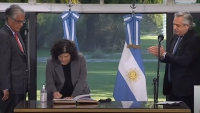 Carla Vizzotti asumi&oacute; como nueva ministra de Salud
