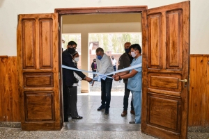 En Purmamarca el gobernador Gerardo Morales inaugur&oacute; un hospital campa&ntilde;a