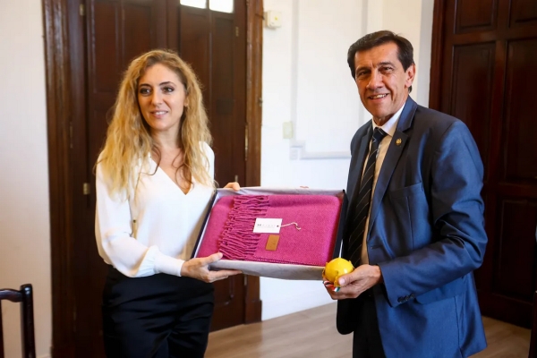 Sadir recibi&oacute; a la C&oacute;nsul General de Italia en C&oacute;rdoba