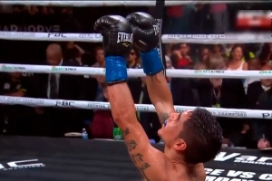 Boxeo: Fernando "Pumita" Rodr&iacute;guez retuvo su t&iacute;tulo mundial ante el filipino Bornea