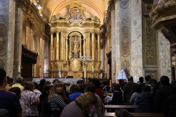 MISA EN BUENOS AIRES EN HONOR A NUESTRA SE&Ntilde;ORA DEL ROSARIO DE R&Iacute;O BLANCO Y PAYPAYA