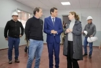 Los ministros Sadir y Bovi recorrieron el avance de obra en el Hogar Escuela
