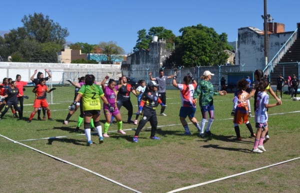 Se desarrolló el 1° Torneo de Keeper Kombat&quot;