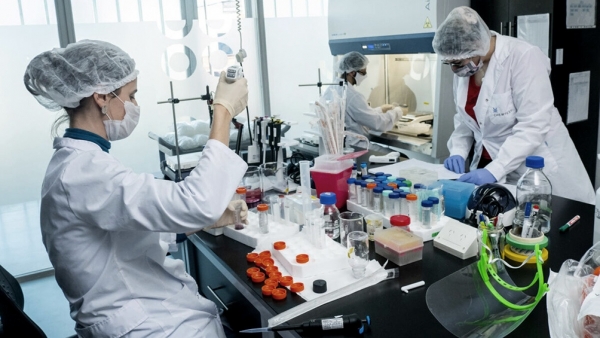 Coronavirus: suman 26.107 los fallecidos y a 979.119 los casos positivos en el pa&iacute;s