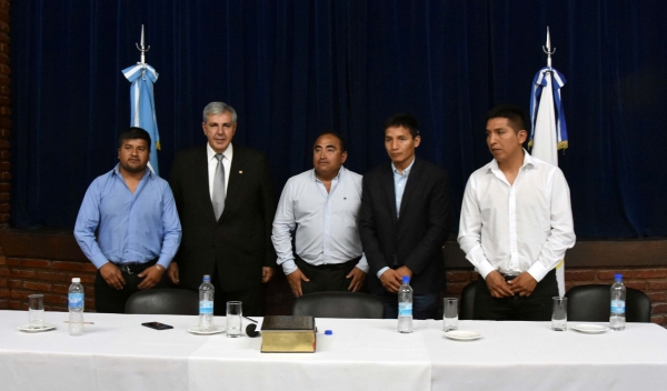 RUB&Eacute;N GONZ&Aacute;LEZ JUR&Oacute; COMO PRESIDENTE DE LA COMISI&Oacute;N MUNICIPAL DE VOLC&Aacute;N