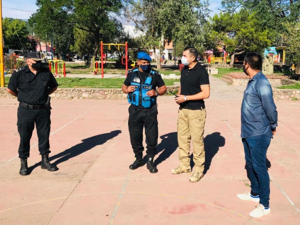 Coordinan acciones para prevenir delitos en barrios capitalinos