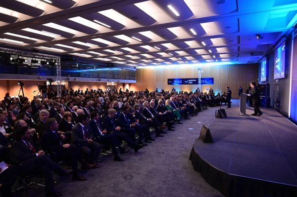 Los empresarios y Argentina Week Par&iacute;s: entre el potencial arrollador de la energ&iacute;a y las dudas que busca evaporar Milei