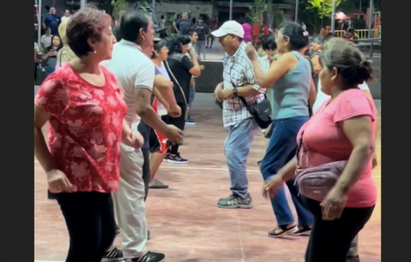 Programa "Siempre J&oacute;venes" conquist&oacute; al p&uacute;blico