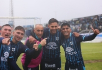 El “Lobo” volvió al triunfo y es puntero