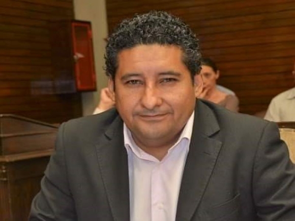 Sanabia: "la oposici&oacute;n no tiene que jugar con fuego"