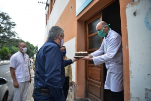 Morales salud&oacute; a los trabajadores en su d&iacute;a